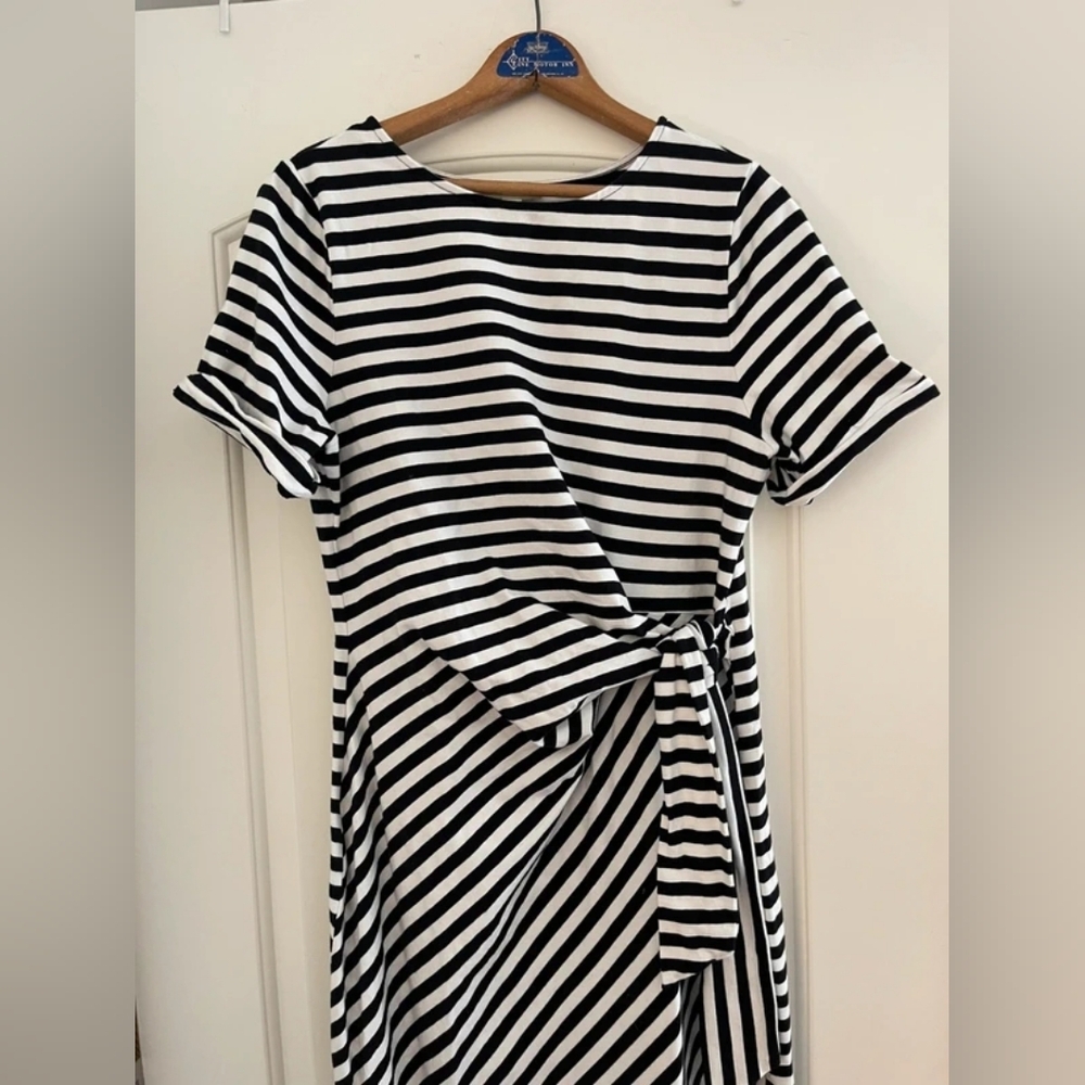 Women's Black & White Striped Tie-Waist Dress